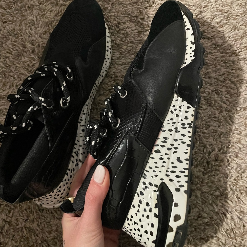 Steve Madden sneakers - Picture 3 of 6